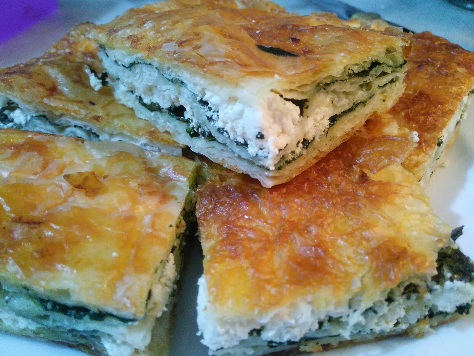 Akissmutfak Baklava Yufkası İle Peynirli Tepsi Böreği