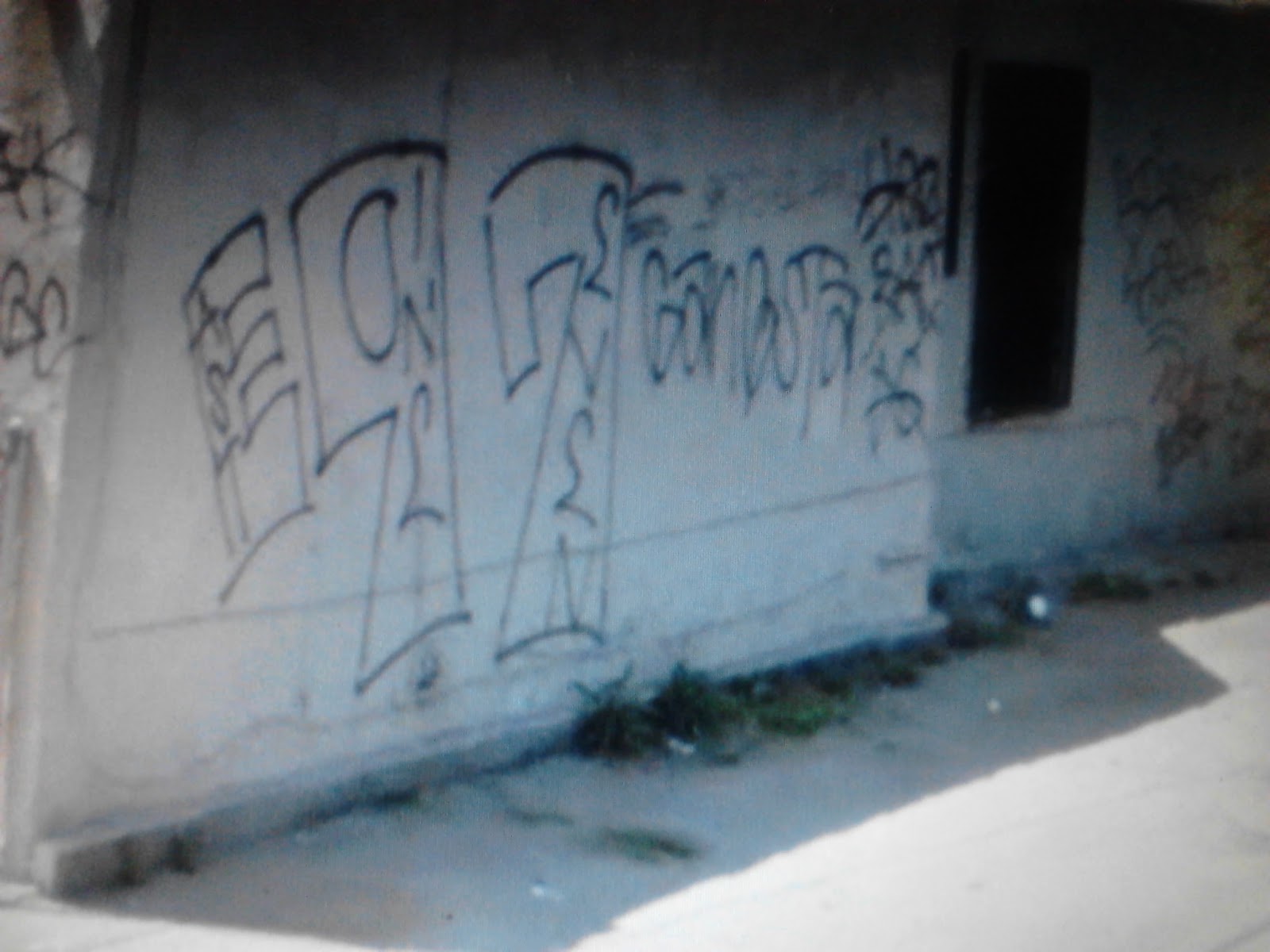 crip gangs graffiti 97 gangster crip