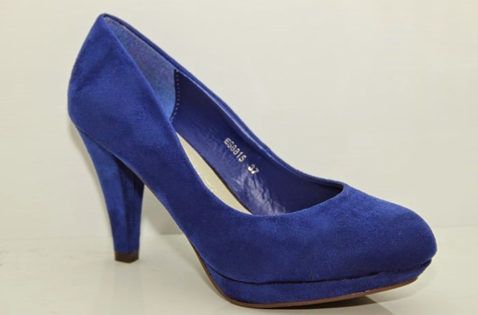 http://www.ebay.fr/itm/chaussures-femme-escarpins-vert-bleu-marron-taupe-noir-rouge-36-37-38-39-40-41-/301472806726?ssPageName=STRK:MESE:IT