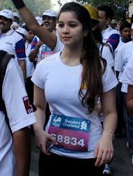 Top 10 Hot & Sexy Photos of Sara Tendulkar