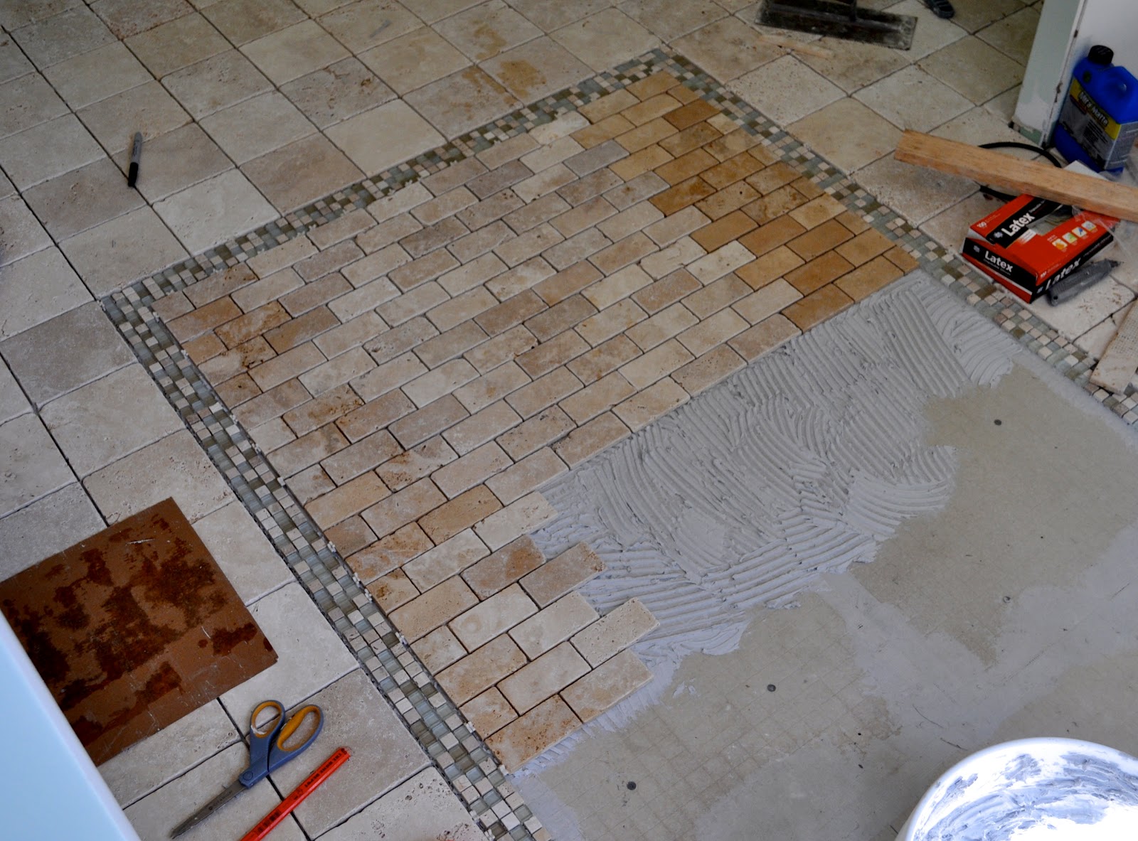 SoPo Cottage Tile Style Creating 'Rug' Borders