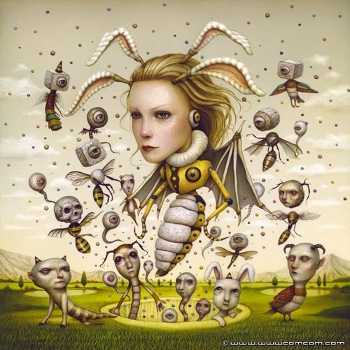 18-Queen-Wasp-Naoto-Hattori-Dream-or-Nightmare-Surreal-Paintings-www-designstack-co