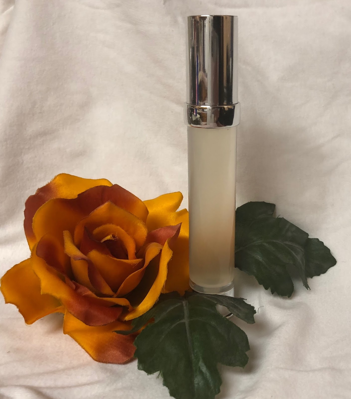 How To Make Your Own Hyaluronic Acid Serum With Just Two Ingredients!