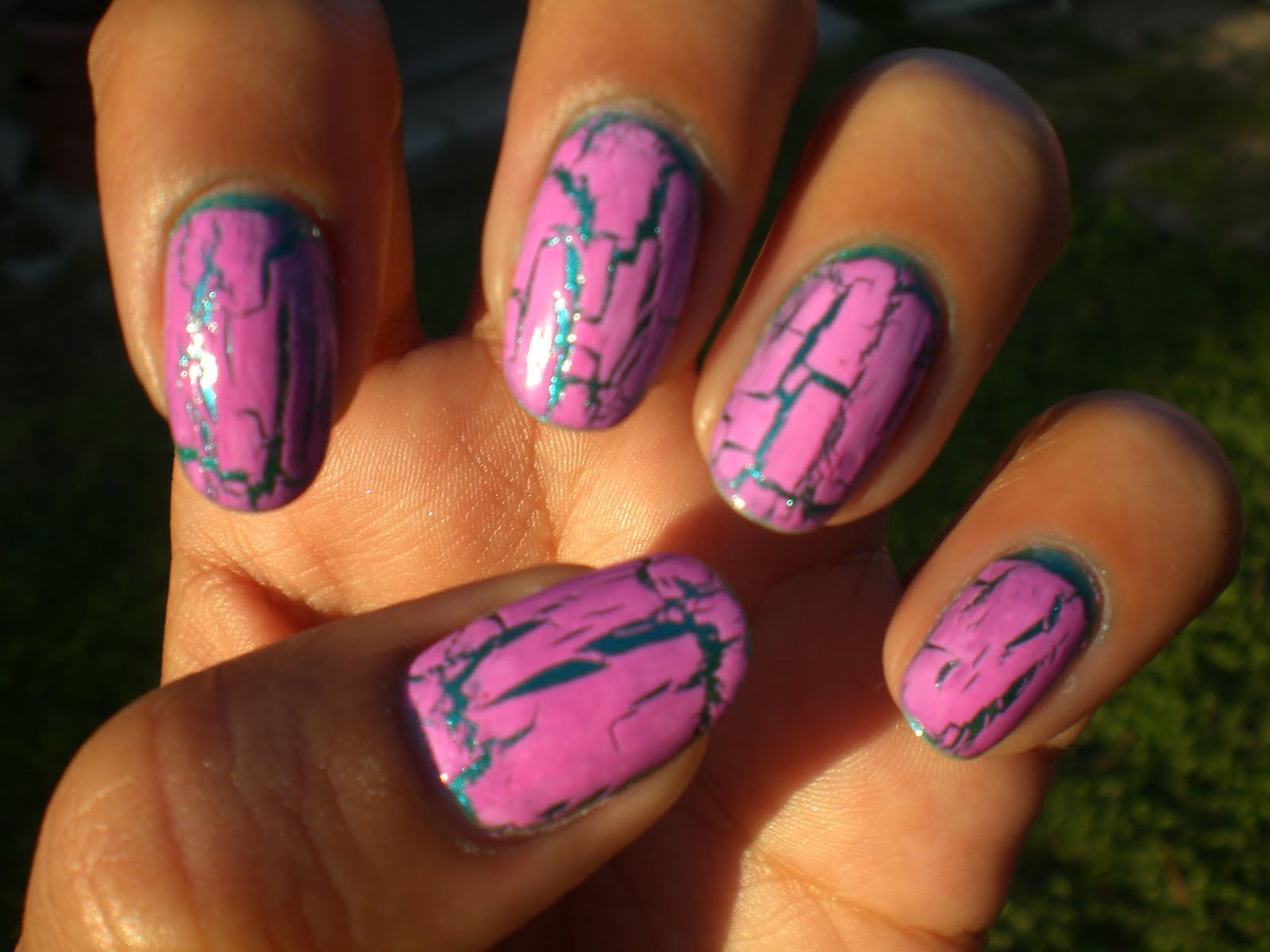 Oh Me! Oh My! Cracked Nail Polish