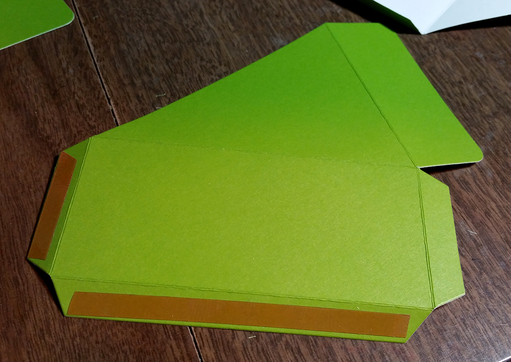 Amethystcat Designs: Stamping with Seleise: Pie Box die fun!- Tutorial ...