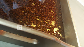 resin, glaze, diy, how-to, wooden tray, serving tray, coffee bar, coffee tray, coffee beans, encore, encorediy, embedded resin