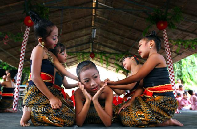 Putra Pesanggerahan: Cublak Cublak Suweng Sanepa Ilmuning Kamulyan Sejati