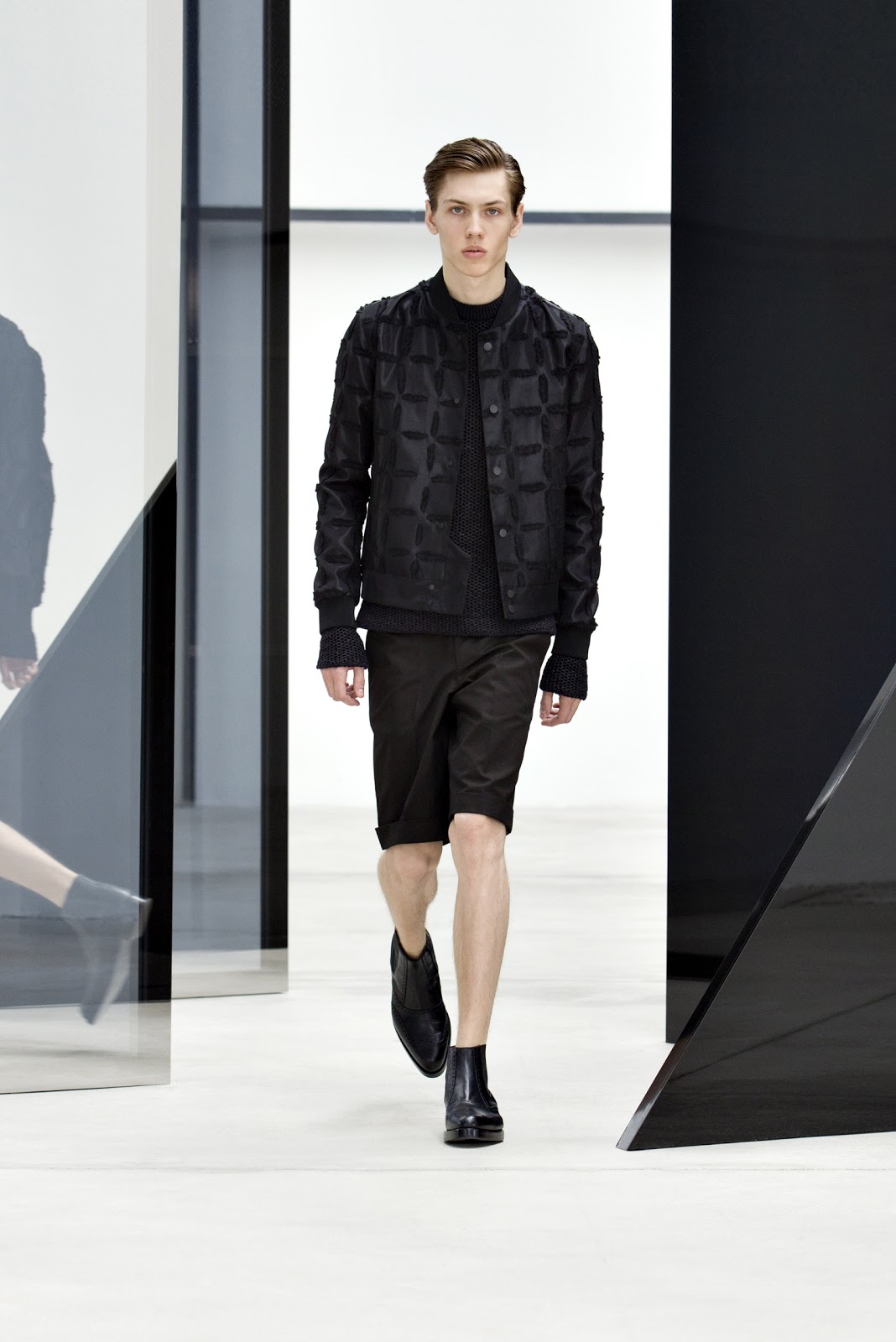 Louis Vuitton, Lanvin, Marc Jacobs: Big Hips On The Runway