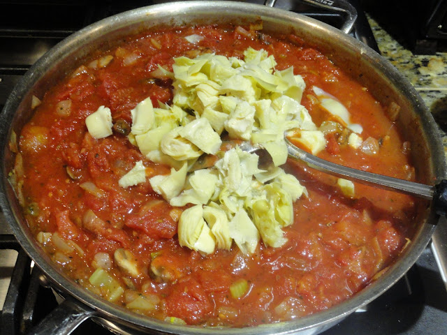 Artichoke-and-Mushroom-Tomato-Sauce-Artichoke-Hearts.jpg