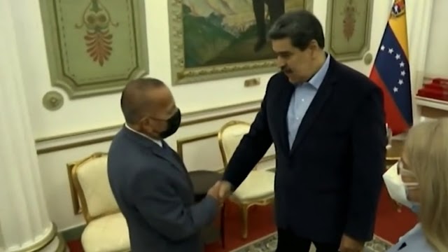 Presidente Maduro recibe en el Palacio de Miraflores al gobernador del Zulia Manuel Rosales