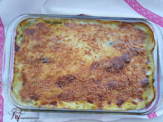 Pastel de berenjena con bechamel de calabacín