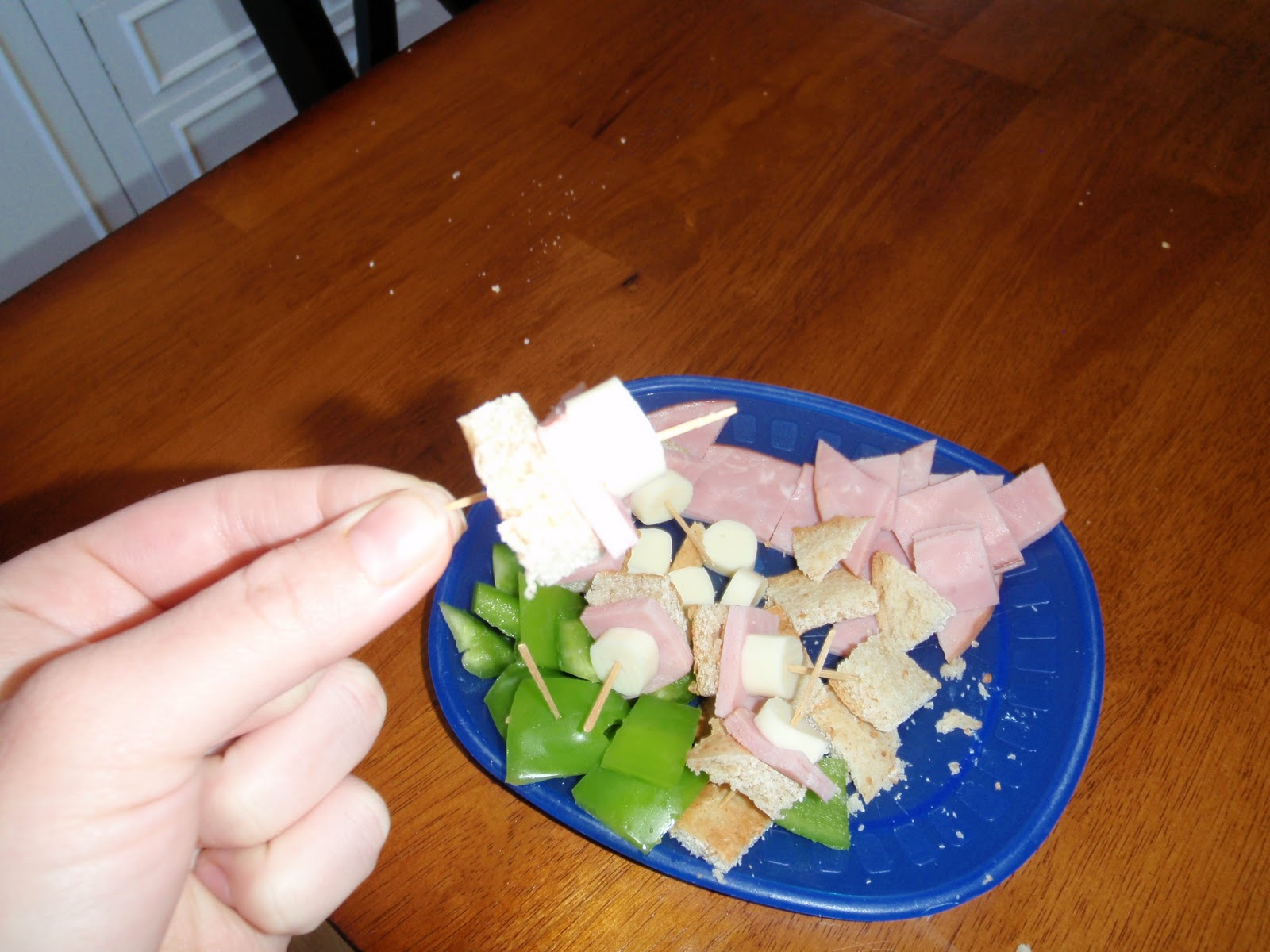 Michka's Creative Solutions Parenting tips Diaper bombs, toothpick