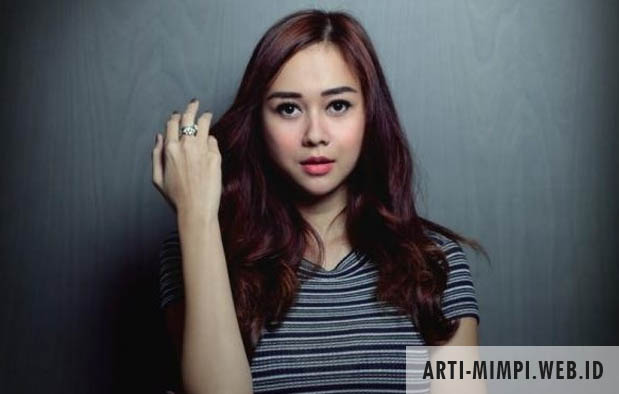 Penting 15+ Arti Mimpi Potong Rambut Poni, Terbaru!