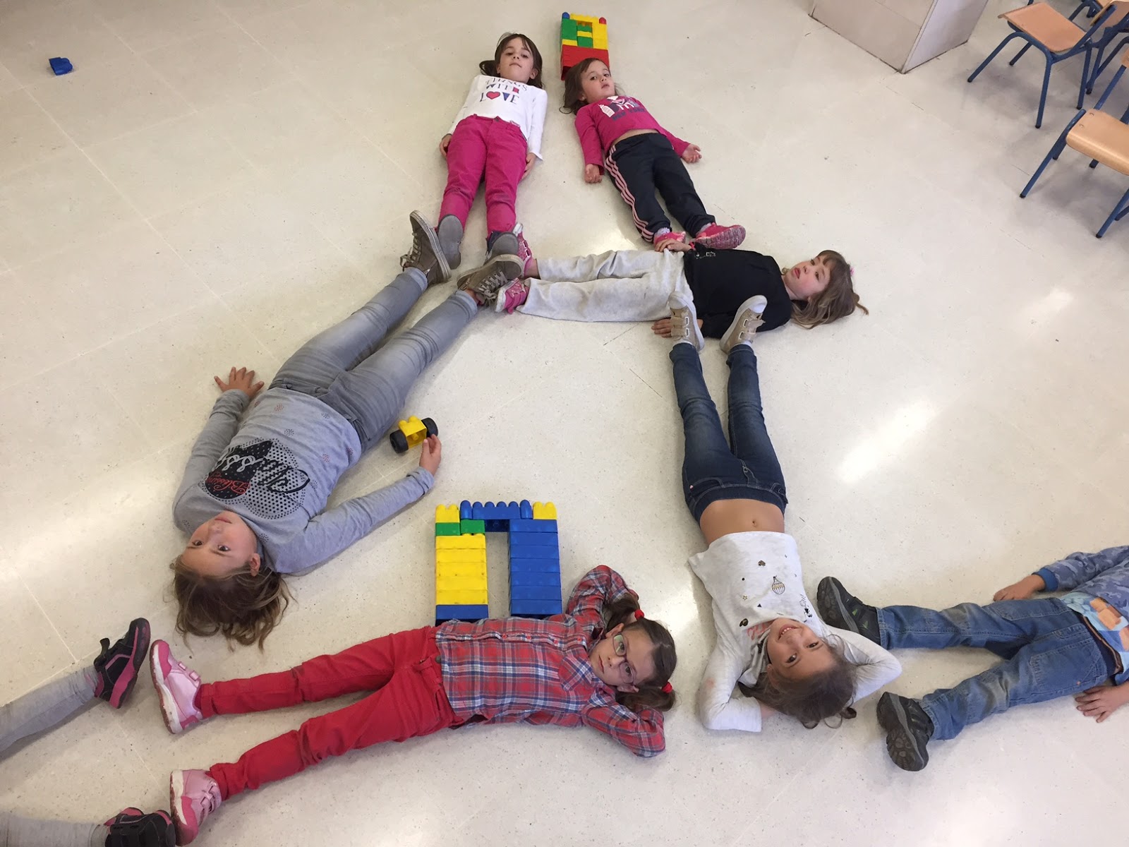 Actividades Extraescolares Y Ludotecas De Ciempies Hola De Carne Y Hueso 
