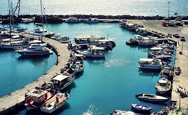 Santorini small port
