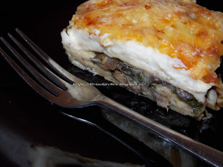 Clatite cu ciuperci si cascaval