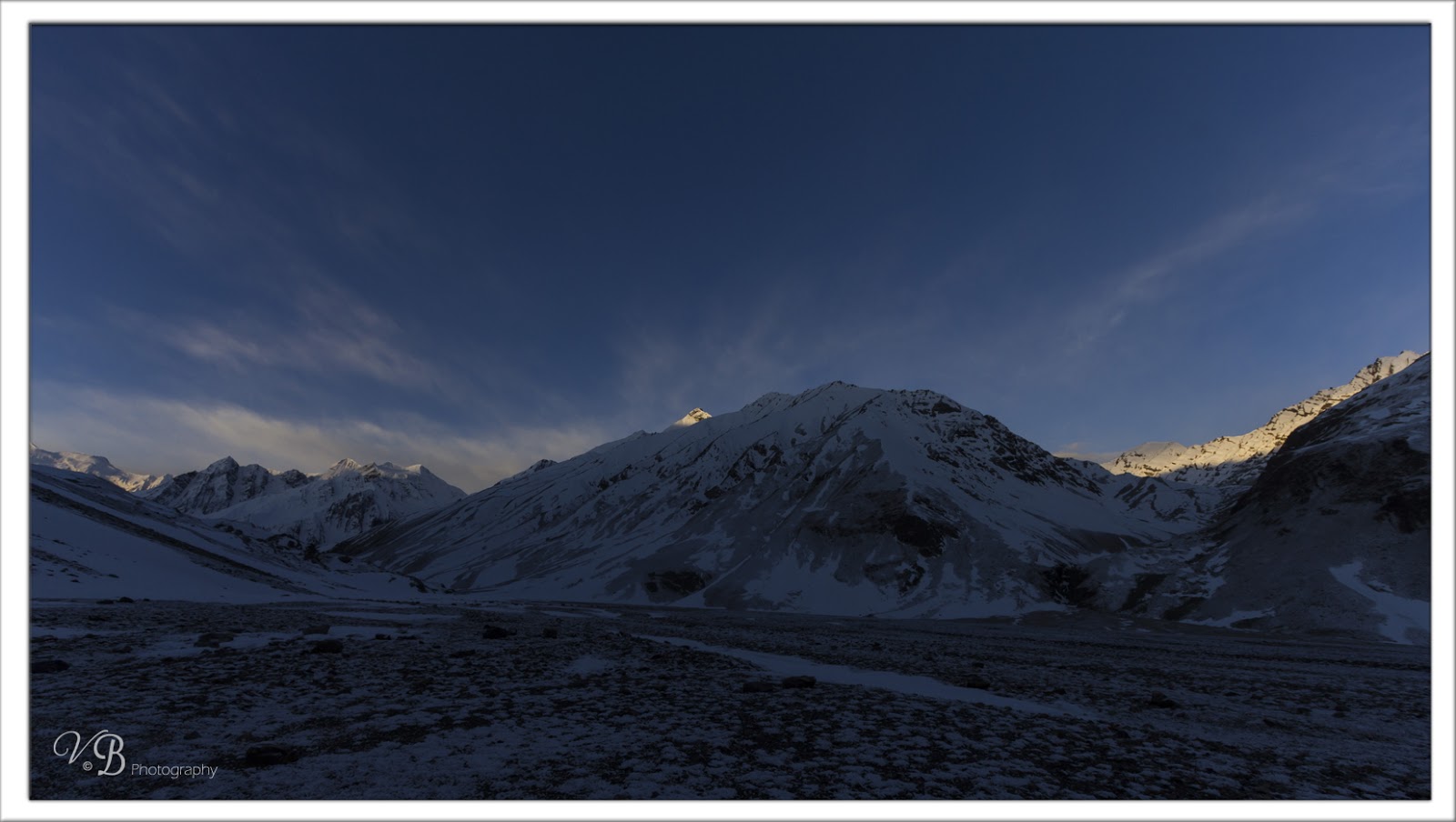 Morning views at Nithal Thach , Lamkhaga pass trek