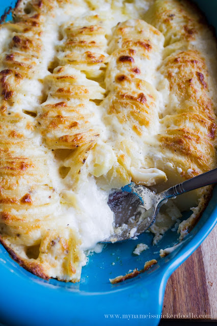 Such a perfect Scalloped Potato recipe for all those holiday meals! | My Name Is Snickerdoodle