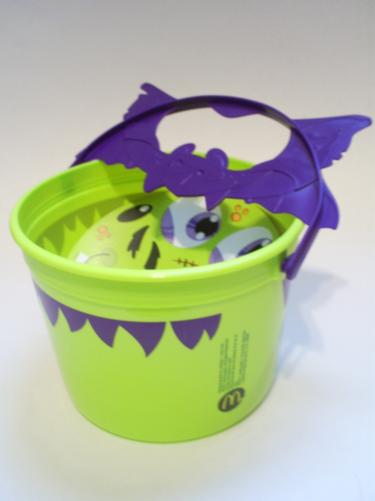 That Figures: NEWS: McDonald's Happy Meal Halloween Pail