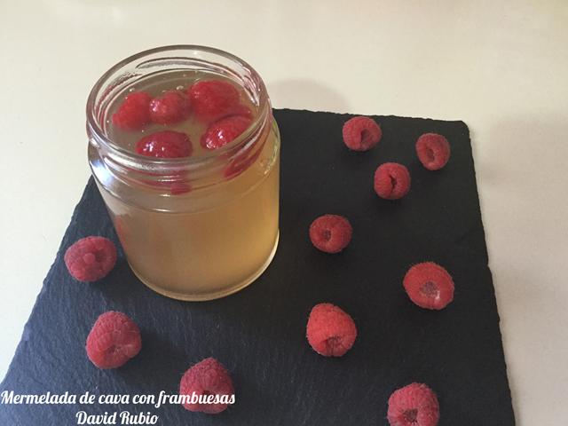 Mermelada de cava con frambuesas