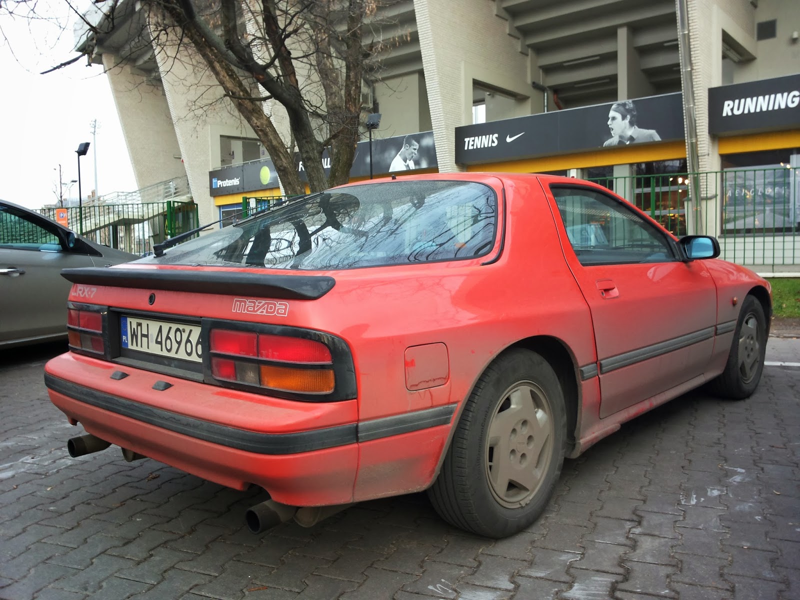 Old Parked Cars Warsaw: 1986 Mazda RX-7 FC