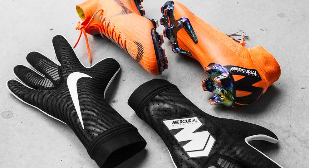 nike mercurial gloves touch elite