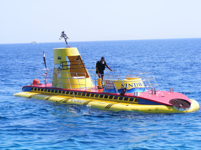  Hurghada Submarine Tours 