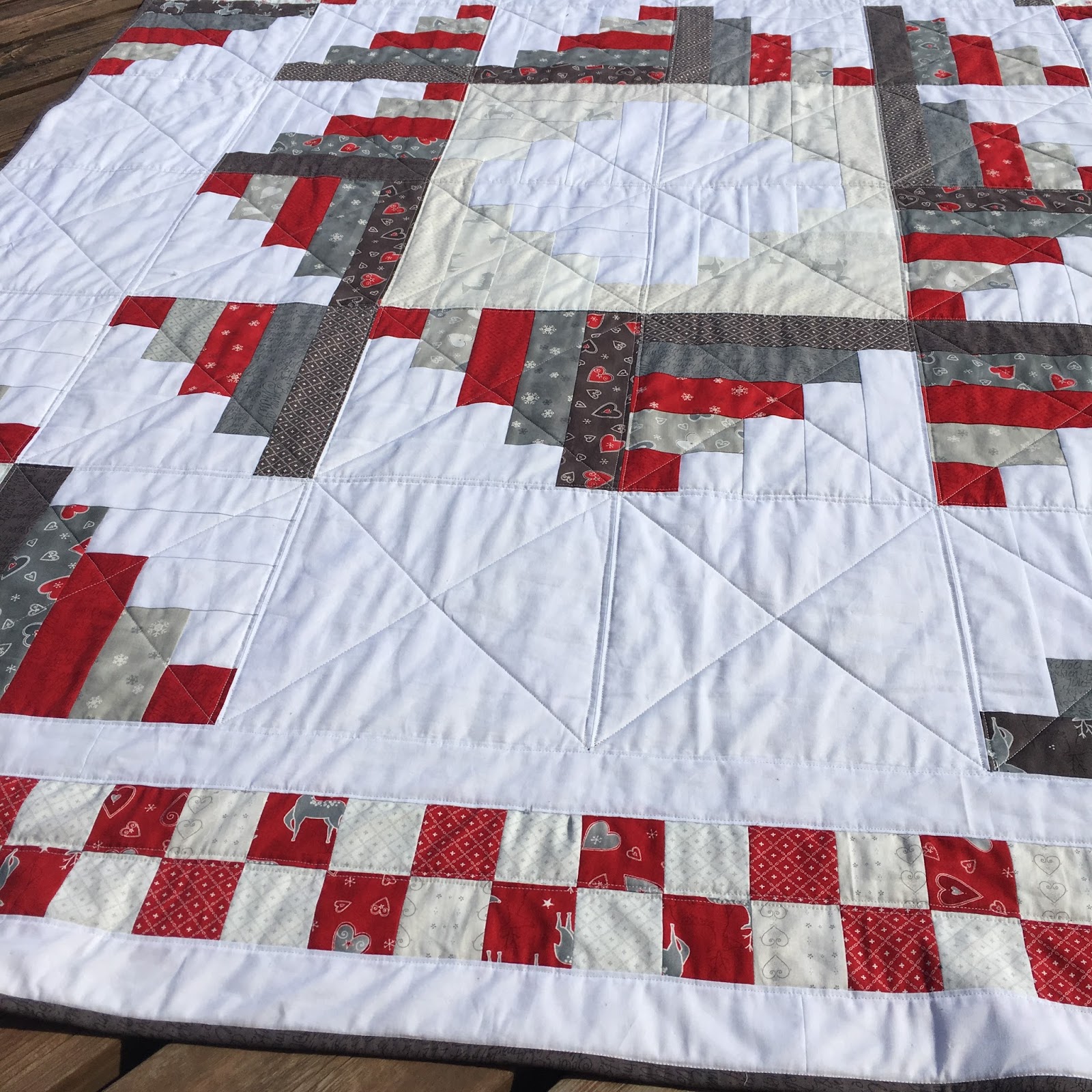 Fresh Dew Drops Reindeer Quilt A JOL Jelly Roll Log Cabin Quilt