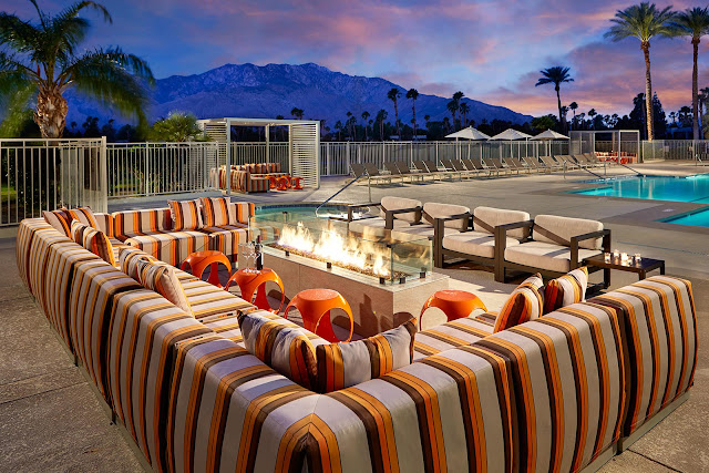 The recently renovated DoubleTree by Hilton Hotel Golf Resort Palm Springs, named among Palm Springs Life Magazine’s best hotels and resorts, sits at the foot of the San Jacinto Mountains. The desert landscape inspired our new design with neutral colors, wood accents and splashes of color.