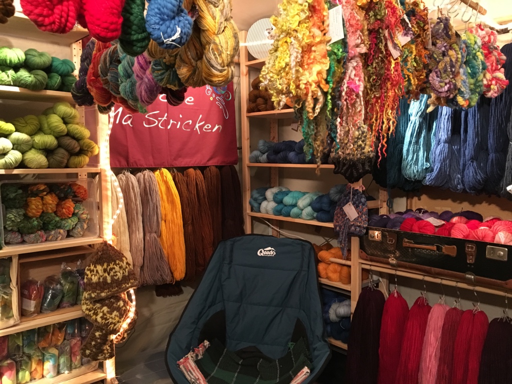 Wolle Ma Stricken: Weibamarkt in Bad Aibling
