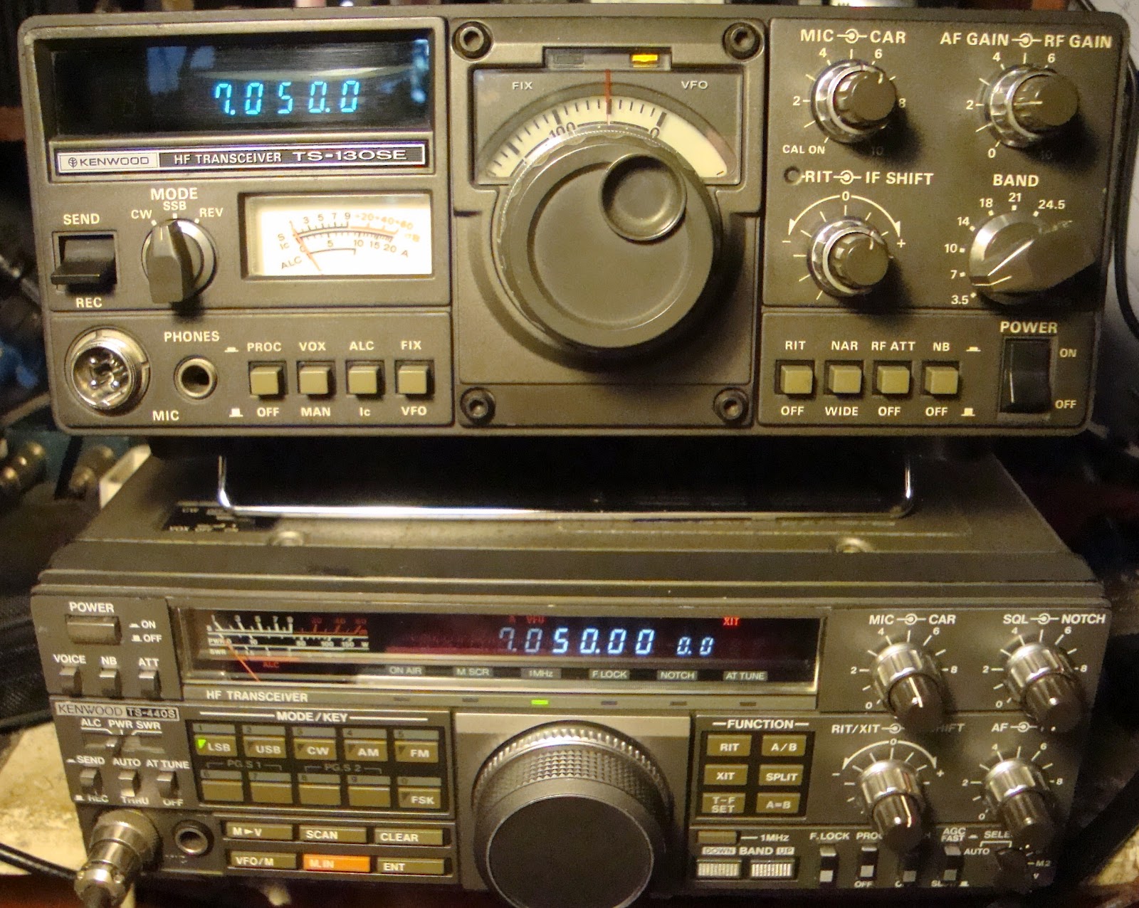 RADIO SELLER Kenwood TS 130 SE ( Sold )