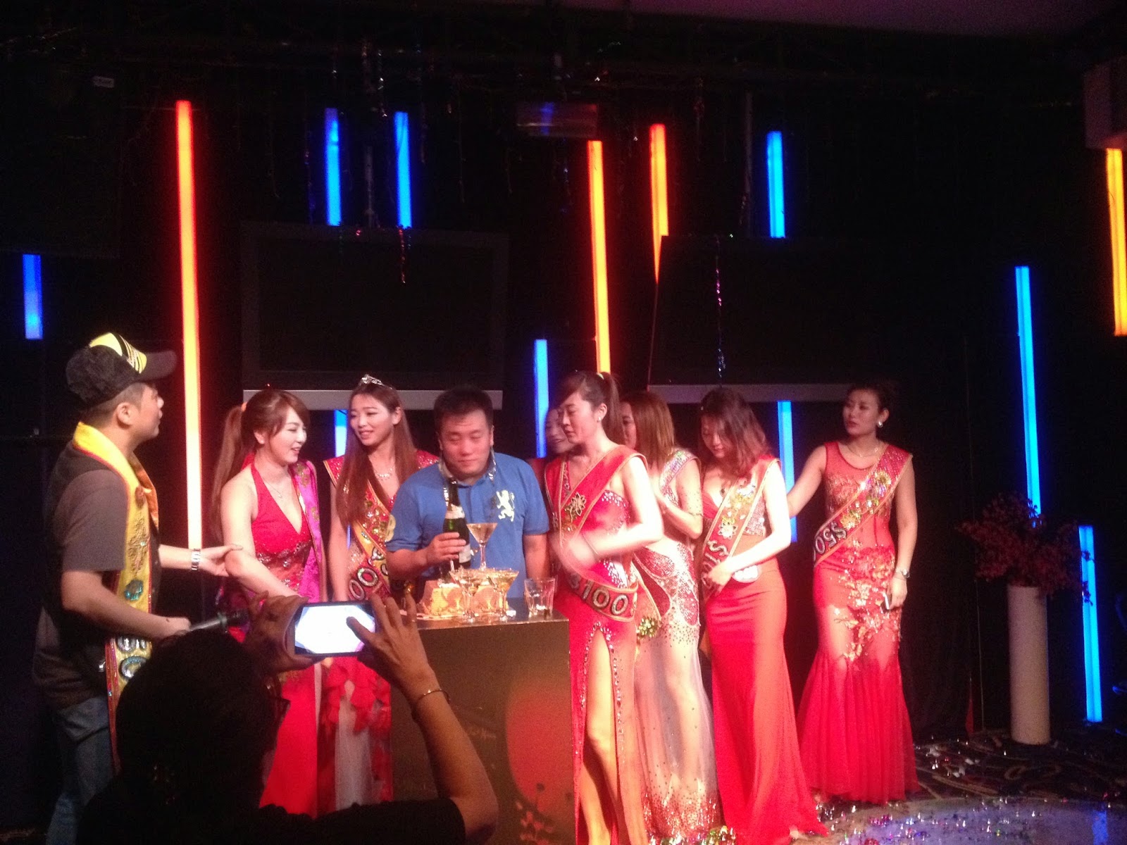 Singapore Hang Flower Joint ( China )