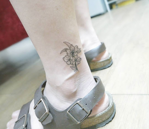 Estas bonito o preto e o cinza tinta flores Estas bonito o preto e o cinza tinta flores