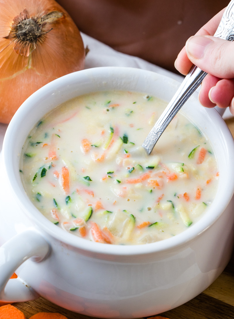Hot Eats and Cool Reads: Creamy Zucchini and Carrot Soup Recipe