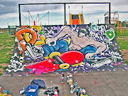 Dibujos y Graffitis sobre rampas de Skate mau 