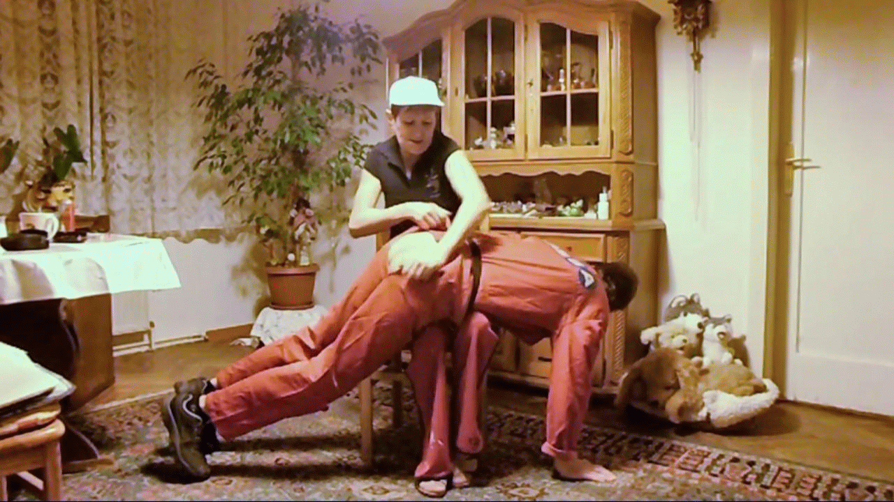 Hose Runter übers Knie Hose Runter übers Knie