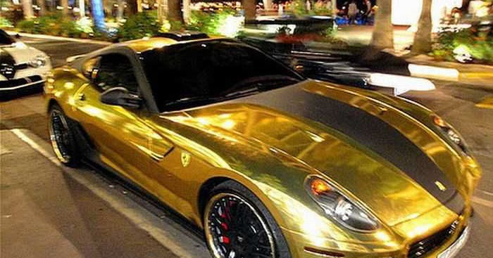 Ferrari 599 GTB Золотая