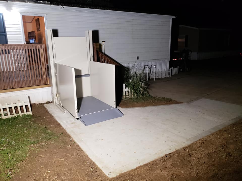 Accessibility Brothers Porch Lift M2 by Savaria