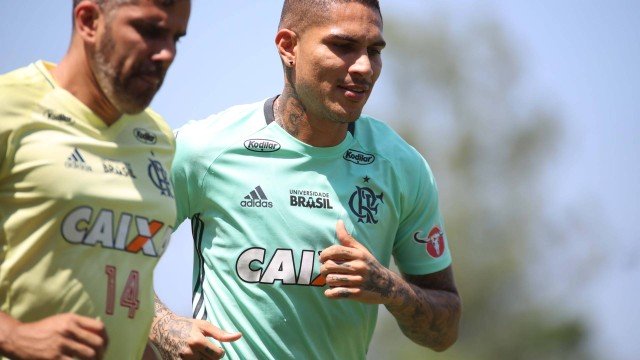 Guerrero tem chance perto de zero de voltar ao Flamengo contra o Fluminense