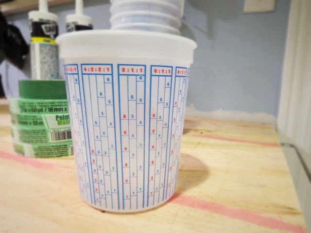 plastic quart container for mixing paint