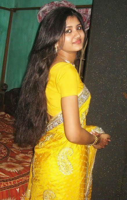 Hot Tamil Aunties Bath Seen on River - Bollywood Actress Photos