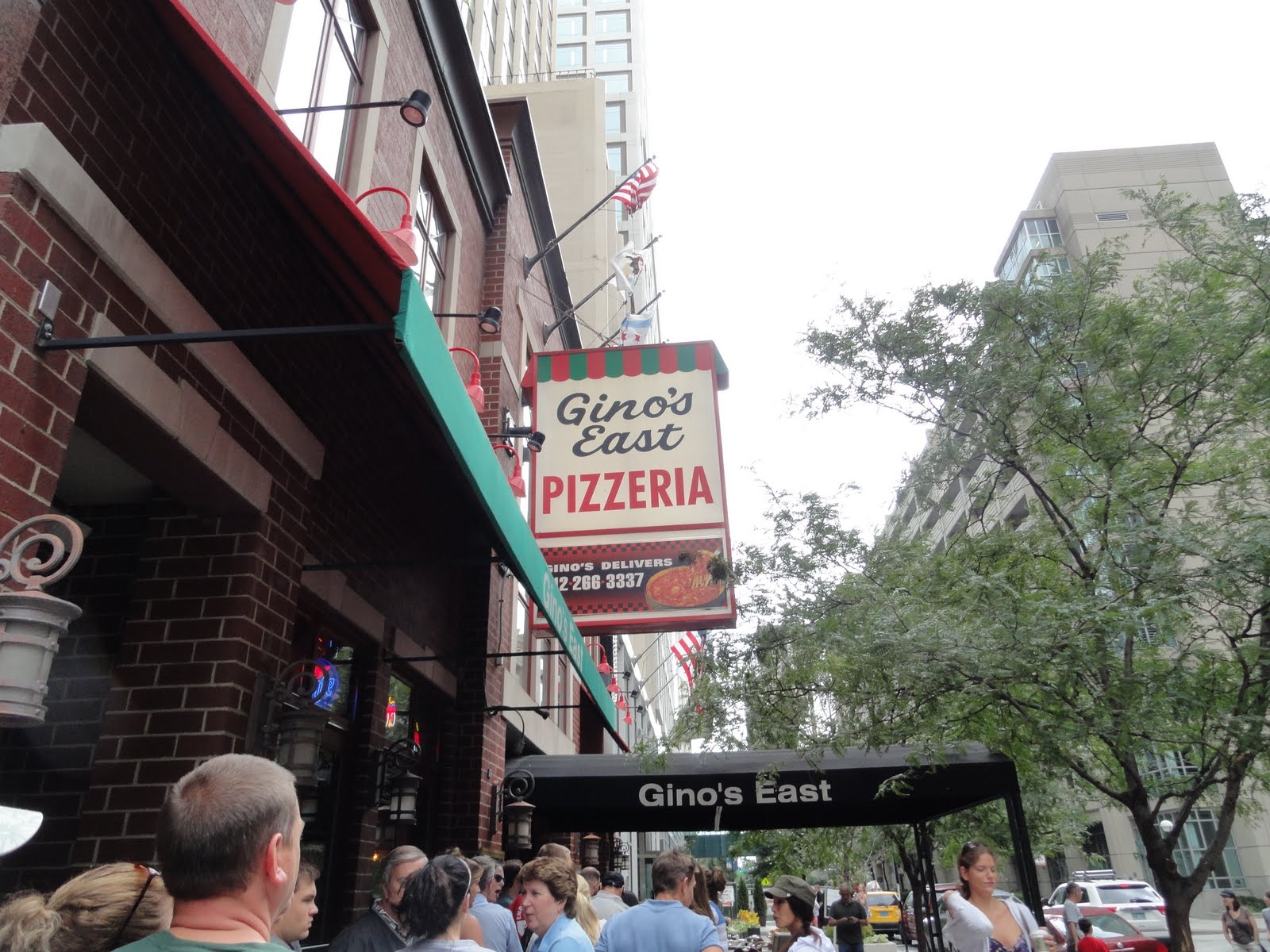 Oxford Impressions Chicago's Gino's East Pizzeria