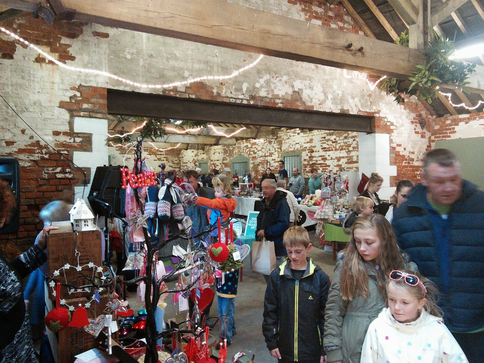 Holiday craft hillsboro Steve Smith's Jewellery: Christmas Craft Fair at Roots Farm Shop and Cafe.