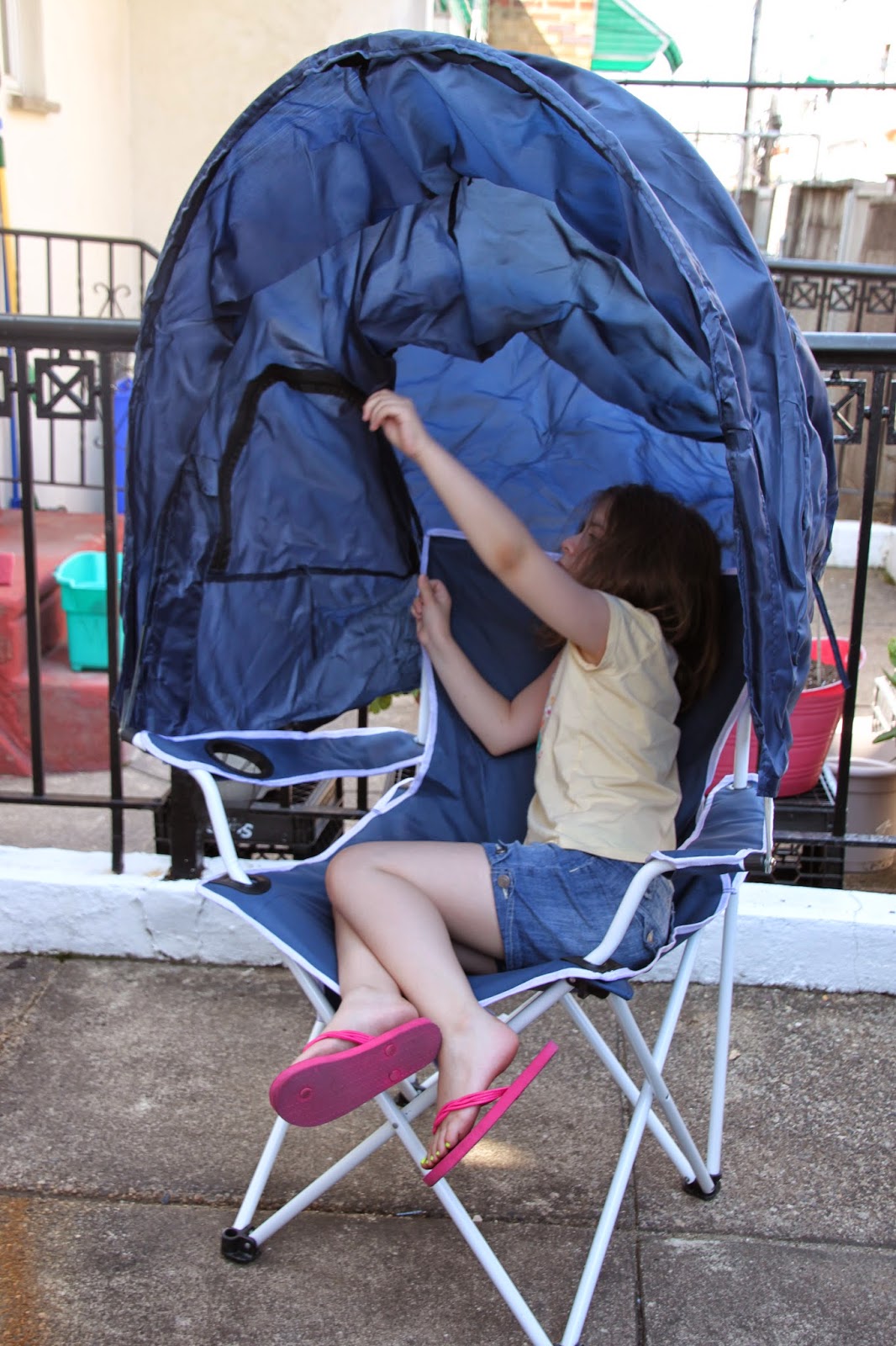 brylanehome camp chair with canopy