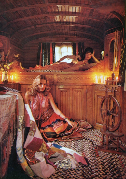 Gypsy Wagon Bedroom 