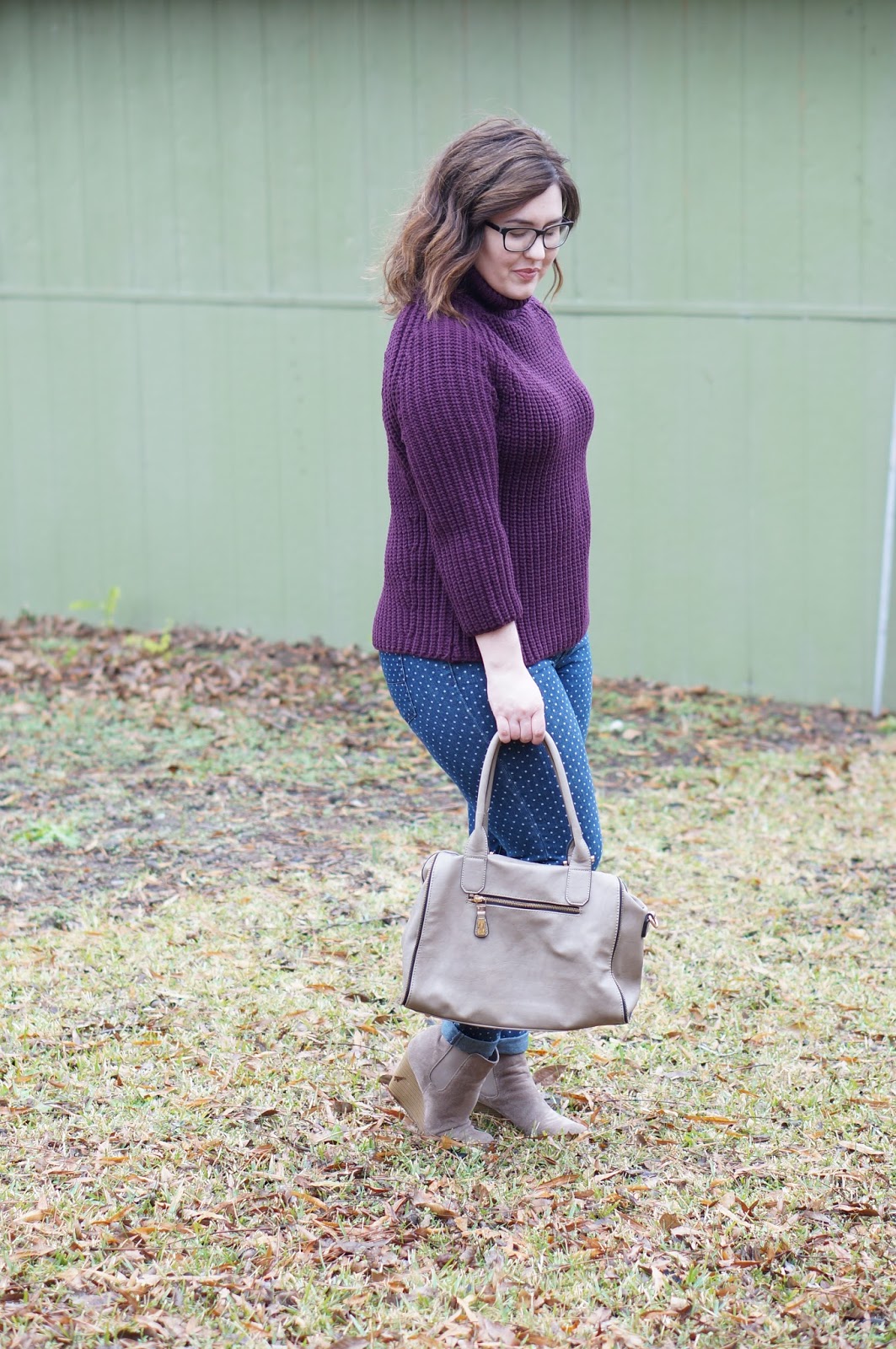 Rebecca Lately Rosegal Turtleneck Sweater Target Polka Dot Jeans Taupe Booties Street Level Stitch Fix Bag