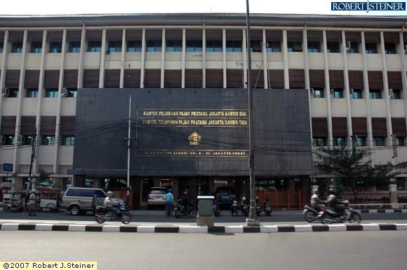 Daftar Alamat Kantor Pelayanan Pajak Jakarta Selatan | Daftar Nomor