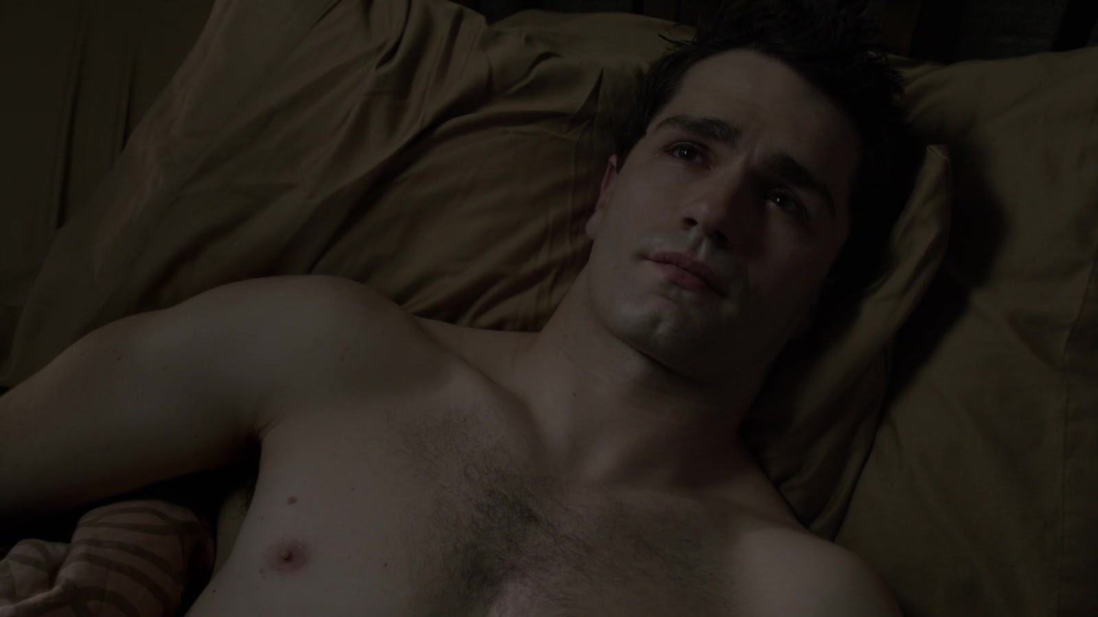 Sam Witwer shirtless in Being Human 3-04 "I'm So Lonesome I Could...