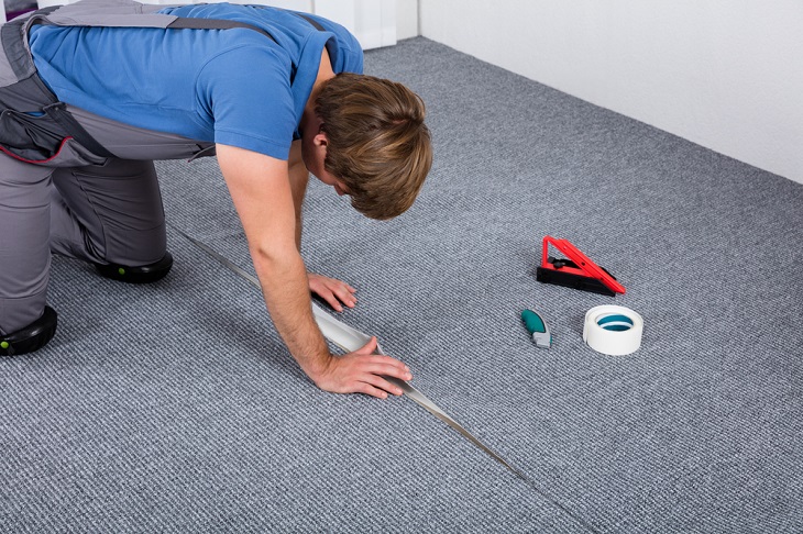 What to Choose for Carpet Installation? DIY or Professionals
