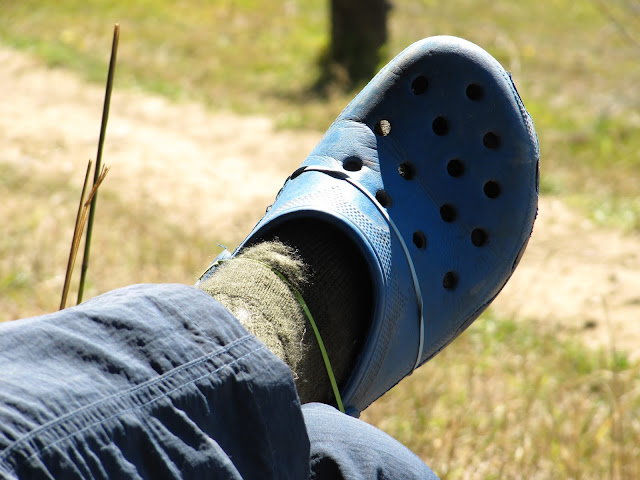 Hiking boots fail, rubber bands and crocs, one-size fits all